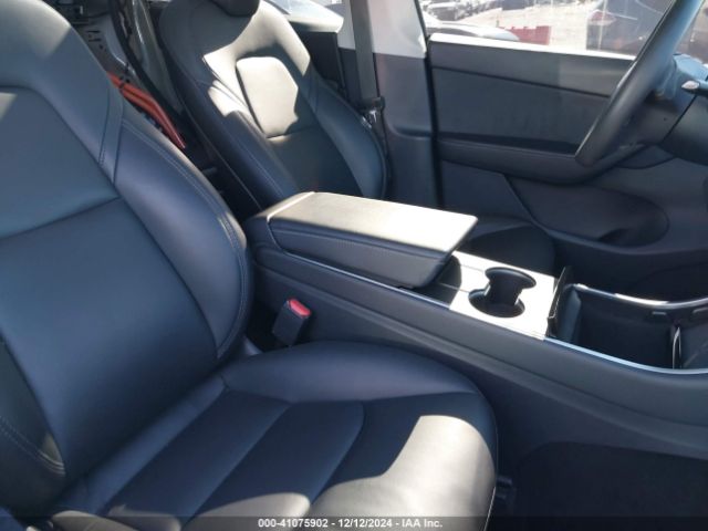 5YJYGDEE1LF009211 Tesla Model Y