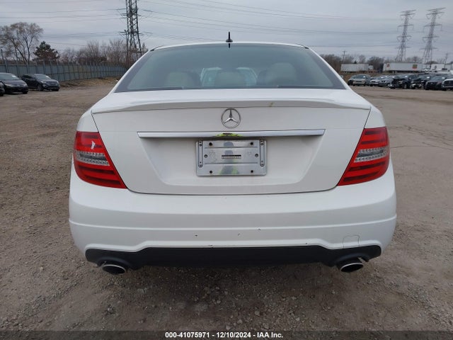 WDDGF8AB8EG179145 Mercedes-Benz C 300 Luxury 4matic/sport 4matic
