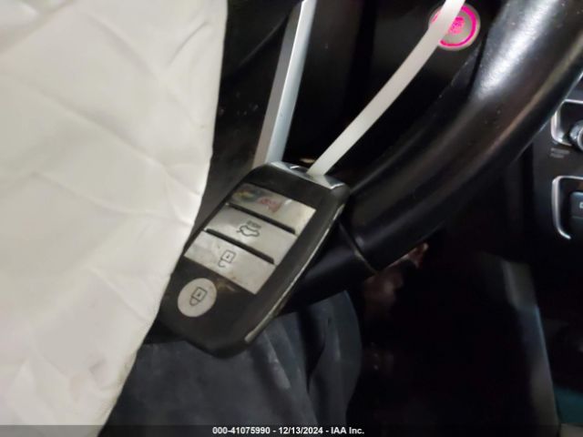 5XXGT4L37KG367790 KIA Optima S