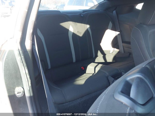 Chevrolet Camaro 1lt 2017 1G1FA1RS9H0113385 Image 8