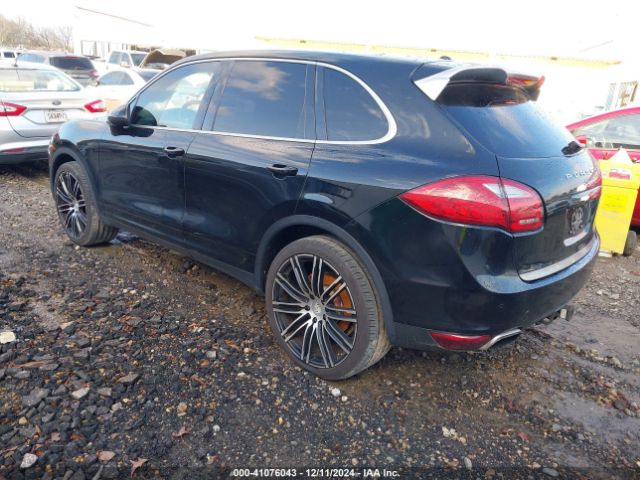 2014 PORSCHE CAYENNE WP1AA2A2XELA08902 Photo 2