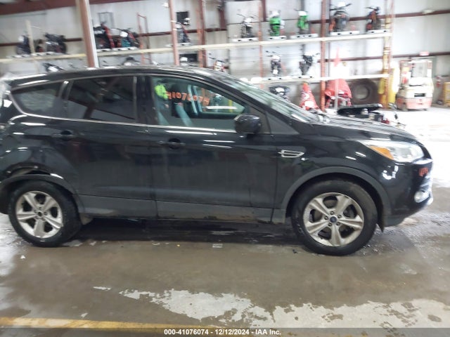 1FMCU0GX3EUE10856 Ford ESCAPE SE