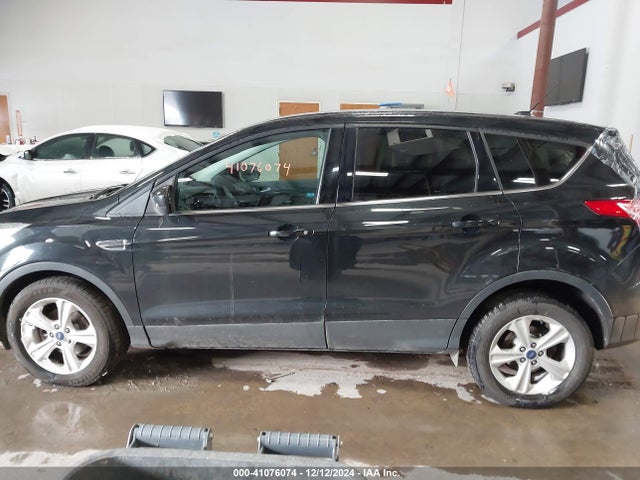 1FMCU0GX3EUE10856 Ford ESCAPE SE