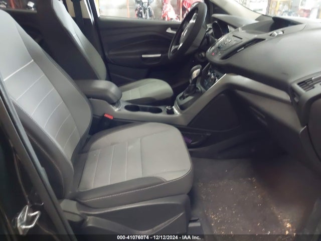 1FMCU0GX3EUE10856 Ford ESCAPE SE