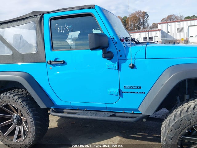 1C4AJWAG5HL693240 Jeep Wrangler Sport 4x4