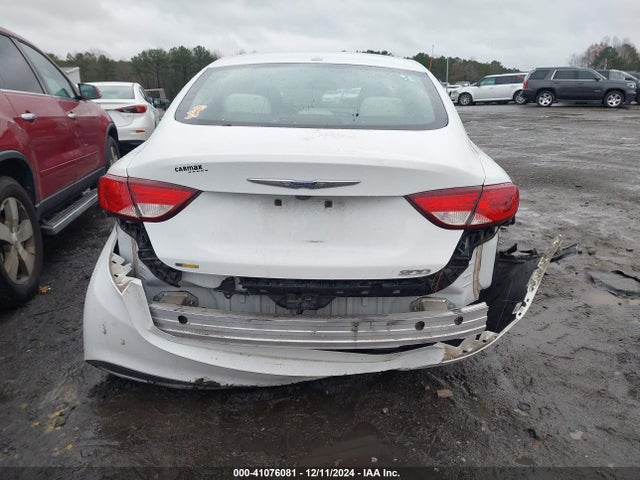 Chrysler 200 Limited 2015 1C3CCCABXFN724252 Image 16