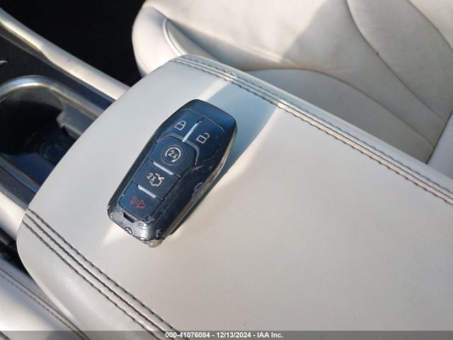 5LMTJ3DH2GUJ00365 Lincoln Mkc Reserve