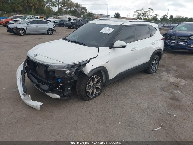 KIA SELTOS EX 2021 KNDERCAAXM7122527 Image 2