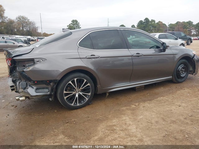 Toyota CAMRY SE 2018 4T1B11HK0JU087793 Image 4