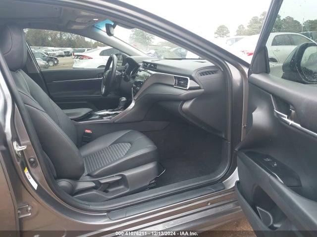 Toyota CAMRY SE 2018 4T1B11HK0JU087793 Image 5