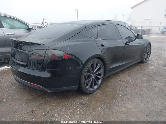 2015 TESLA MODEL S 5YJSA1S2XFF097440 Photo 3