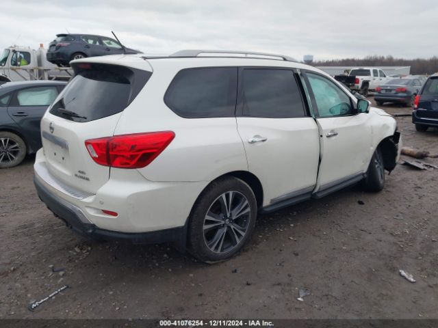 5N1DR2MM1HC618384 Nissan Pathfinder Platinum