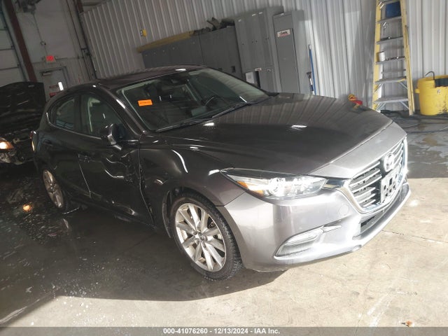 Mazda Mazda3 Touring 2017 3MZBN1L74HM108703 Image 1