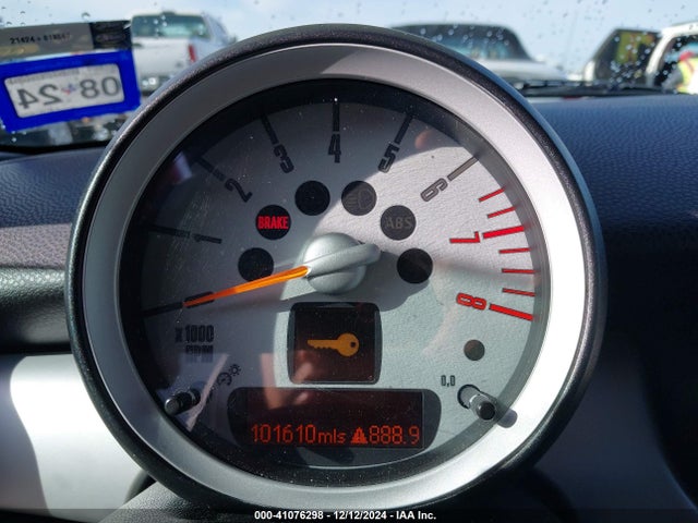 2009 MINI COOPER WMWMF33599TW74066 Photo 6