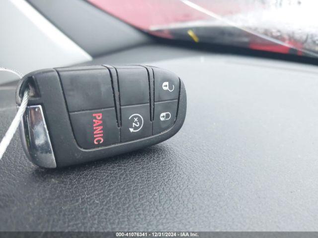 ZACCJABB8JPJ37274 Jeep Renegade Latitude Fwd