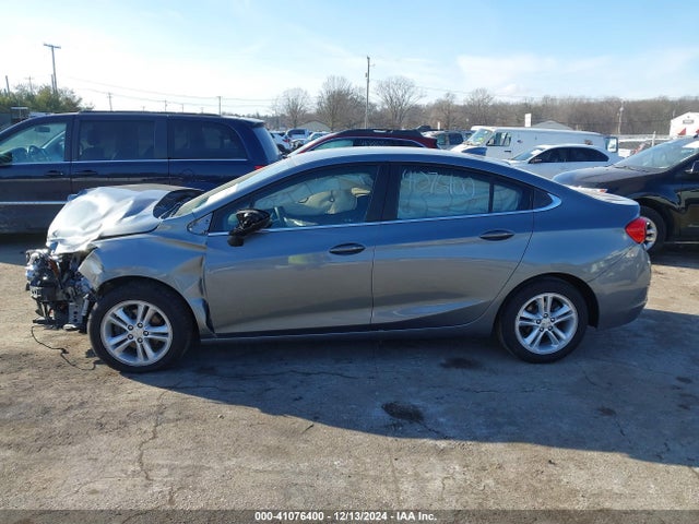 Chevrolet Cruze Lt Auto 2018 1G1BE5SM5J7230285 Image 15