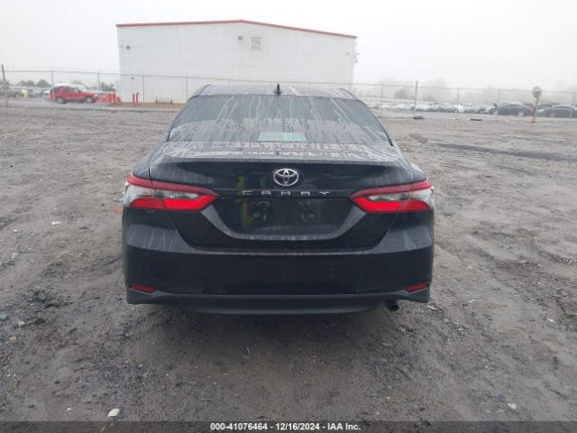 4T1C11AK2NU617346 Toyota CAMRY LE