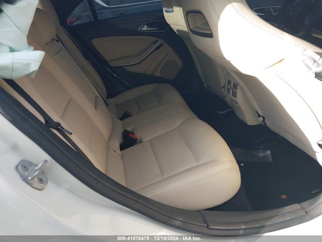 WDDSJ4GB9JN607870 Mercedes-Benz CLA 250 4MATIC