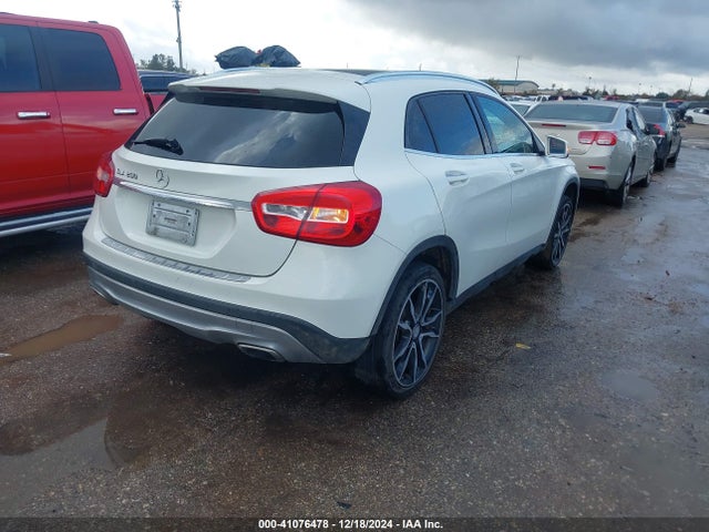 WDCTG4EBXGJ197834 Mercedes-Benz GLA 250