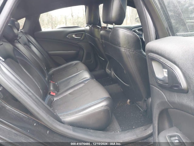 1C3CCCBB6FN585199 Chrysler 200 S