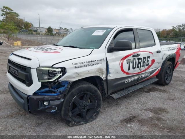5TFEW5F19GX207764 Toyota Tundra Sr5 5.7l V8