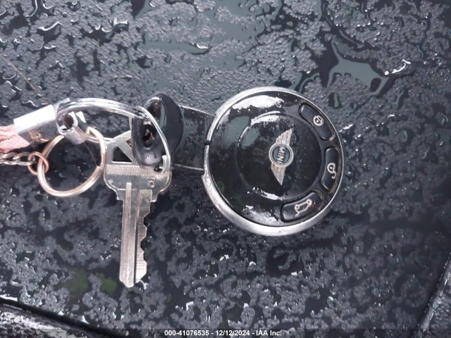 2011 MINI COOPER WMWSU3C5XBT251886 Photo 10