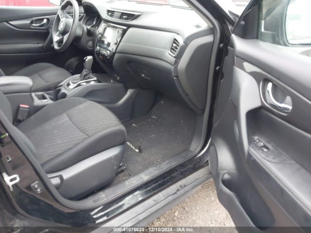 5N1AT2MV7LC781417 Nissan Rogue Sv Intelligent Awd