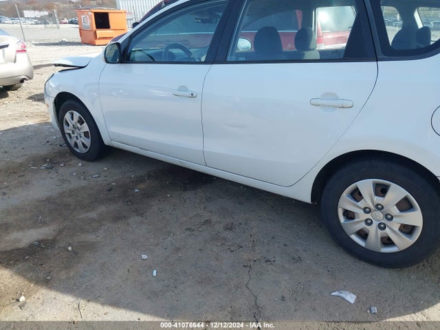 Продажа на аукционе авто 2012 Hyundai Elantra Touring Gls, vin: KMHDB8AE9CU130825, номер лота: 41076644