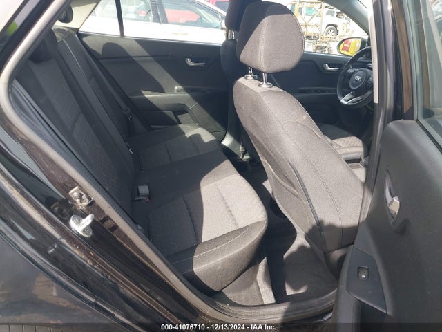 KIA RIO S 2019 3KPA24AB7KE201801 Image 8