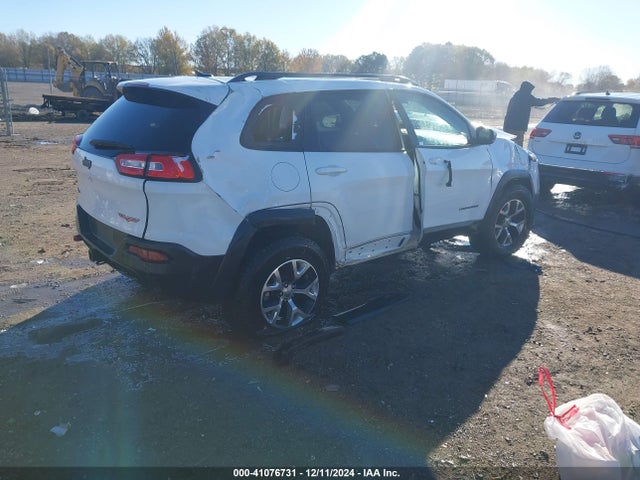 1C4PJMBS7EW210553 Jeep Cherokee Trailhawk