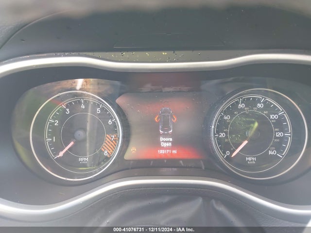 1C4PJMBS7EW210553 Jeep Cherokee Trailhawk