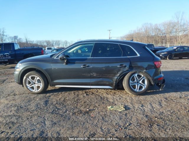 WA1BNAFY0J2172297 Audi Q5 2.0t Premium/2.0t Tech Premium