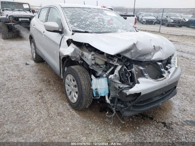 JN1BJ1CP3JW105279 Nissan Rogue Sport S