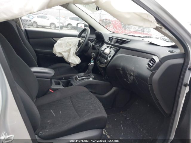 JN1BJ1CP3JW105279 Nissan Rogue Sport S