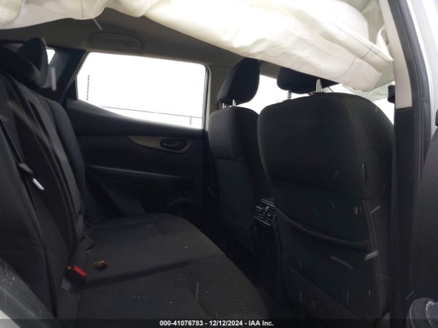 JN1BJ1CP3JW105279 Nissan Rogue Sport S