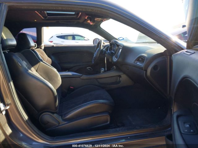 2C3CDZFJ7GH184725 Dodge Challenger R/t Scat Pack