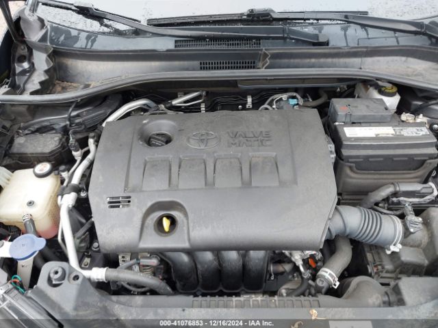 NMTKHMBXXKR068792 Toyota C-HR LE