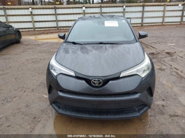 NMTKHMBXXKR068792 Toyota C-HR LE
