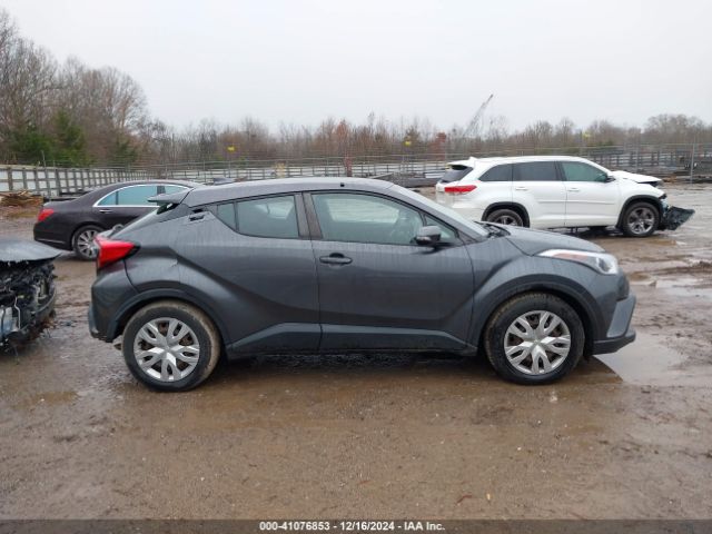 NMTKHMBXXKR068792 Toyota C-HR LE