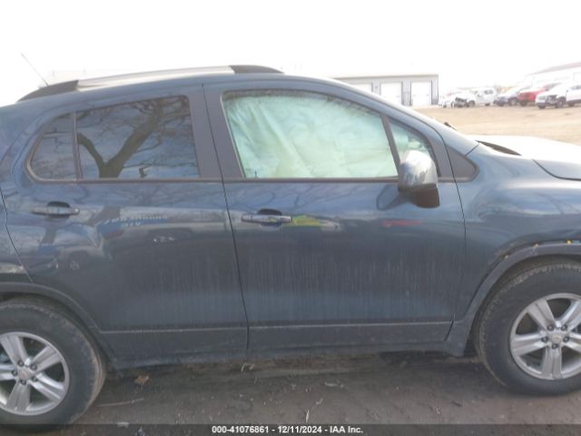 KL7CJPSM8NB517655 Chevrolet Trax Awd Lt