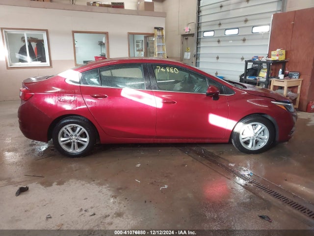 Chevrolet Cruze Lt Auto 2018 1G1BE5SMXJ7106903 Image 13