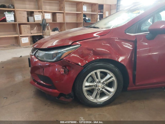 Chevrolet Cruze Lt Auto 2018 1G1BE5SMXJ7106903 Image 6