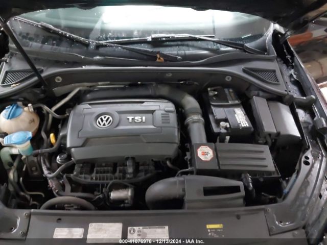 1VWDT7A30HC083897 Volkswagen Passat 1.8t R-line