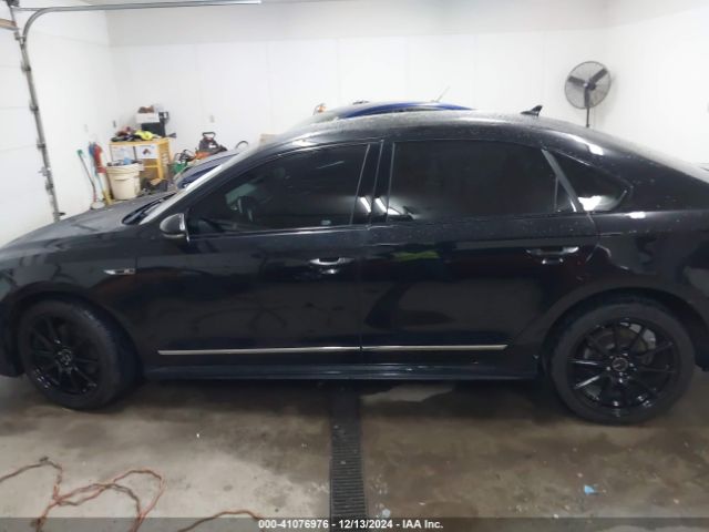 1VWDT7A30HC083897 Volkswagen Passat 1.8t R-line