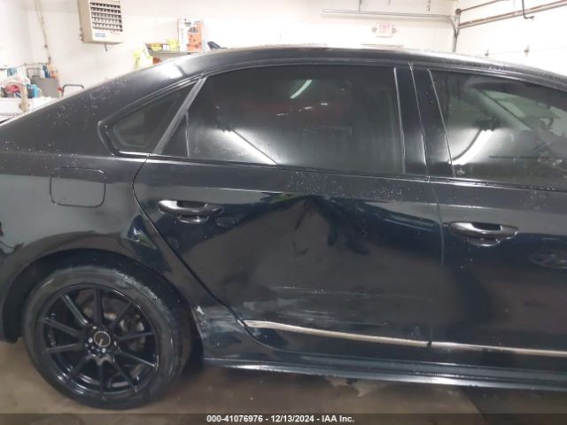 1VWDT7A30HC083897 Volkswagen Passat 1.8t R-line
