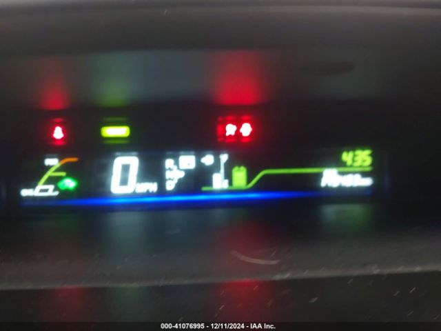 JTDZN3EU2E3362200 Toyota Prius V Five