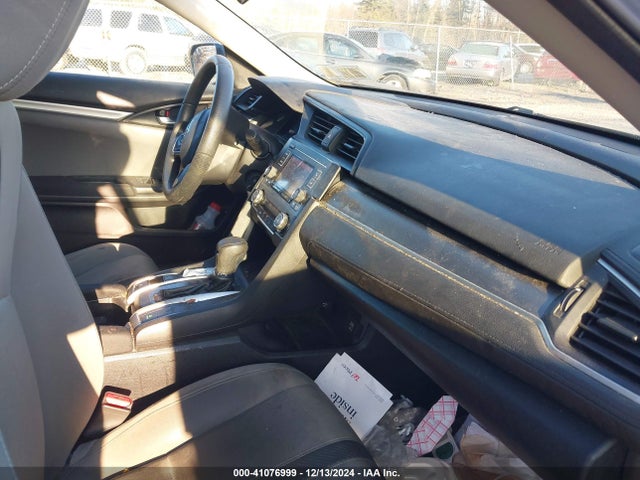 19XFC2F57JE204156 Honda Civic Lx