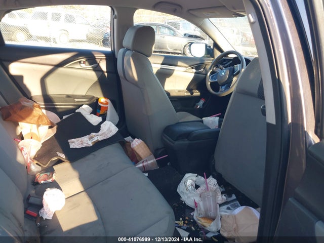 19XFC2F57JE204156 Honda Civic Lx