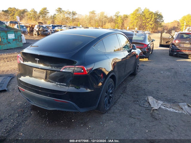 2021 TESLA MODEL Y 5YJYGDEE7MF077983 Photo 3