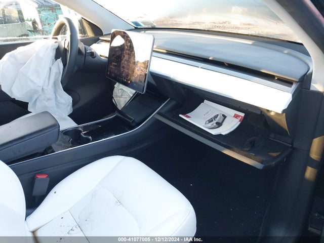 2021 TESLA MODEL Y 5YJYGDEE7MF077983 Photo 4